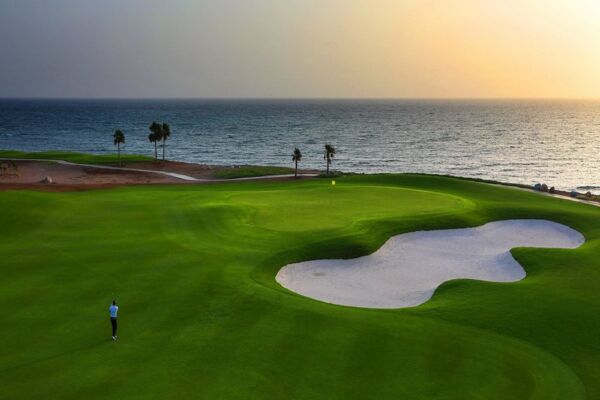 Jebel Sifah Golf Club2