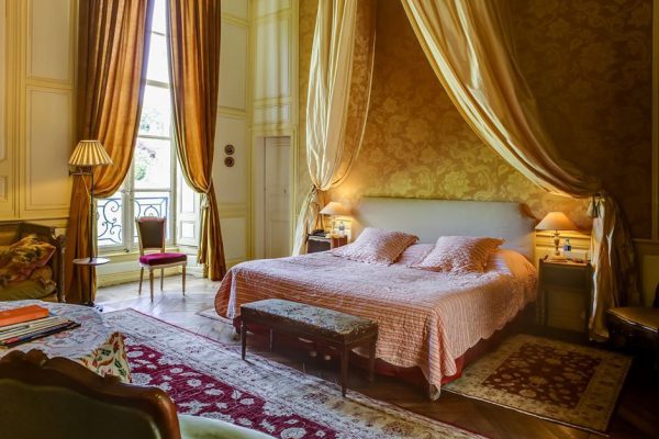 1.chateau D Etoges Chambre