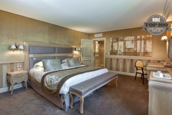 Chateau De Chailly Bedroom