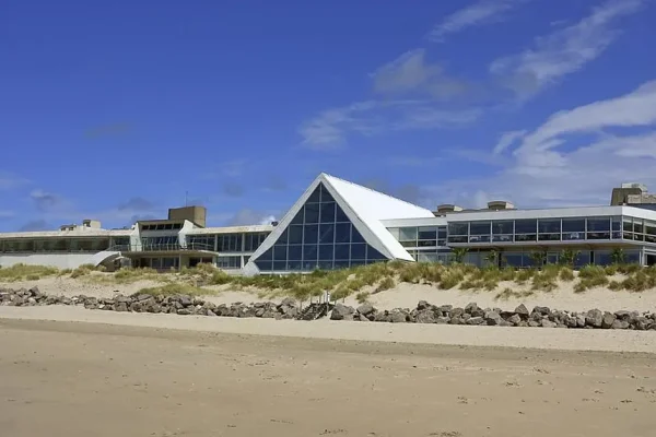 11. Novotel Le Touquet Outside