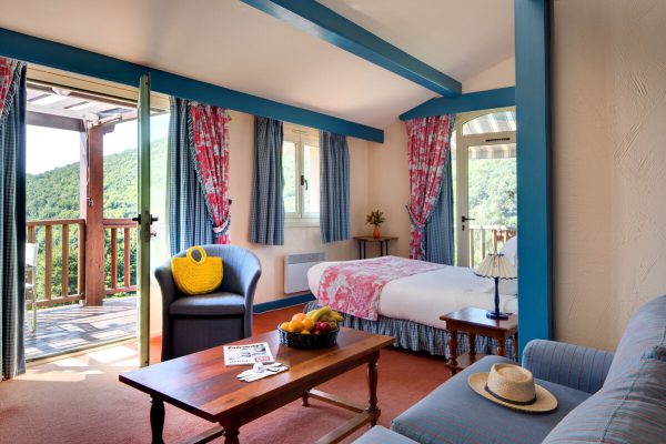 2. Domaine De Falgos Falgos Serralongue Room