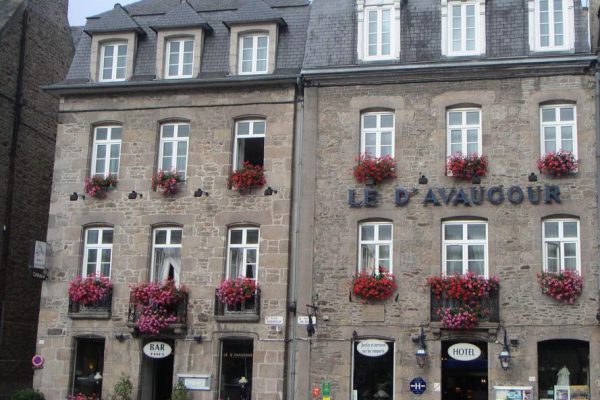 3. Hotel Davaugour Dinan