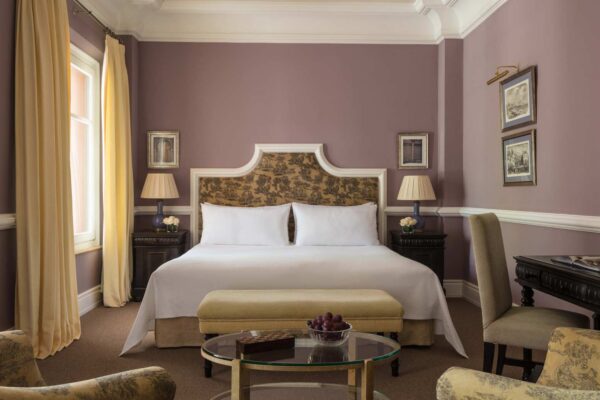 Anantara Villa Padierna Palace Hotel Bedroom