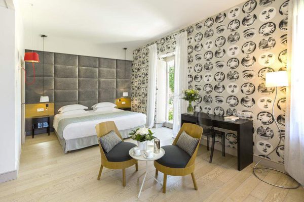 7. Hotel De Silhouette Biarritz Room