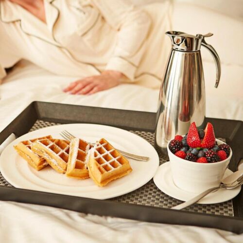 Fontainebleau Miami Beach, Room Service