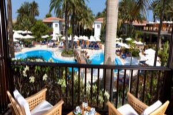 Grand Hotel Residencia Balcony