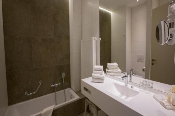 Hotel Albion Ypres2