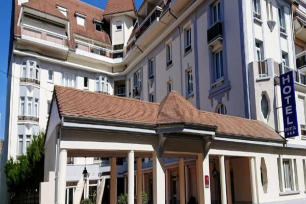 Hotel Bristol