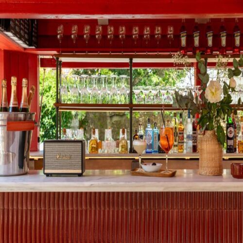 Hotel De Silhouette Outdoor Bar