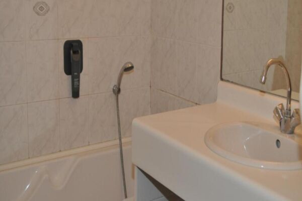 La Terrasse, Fort Mahon Bathroom