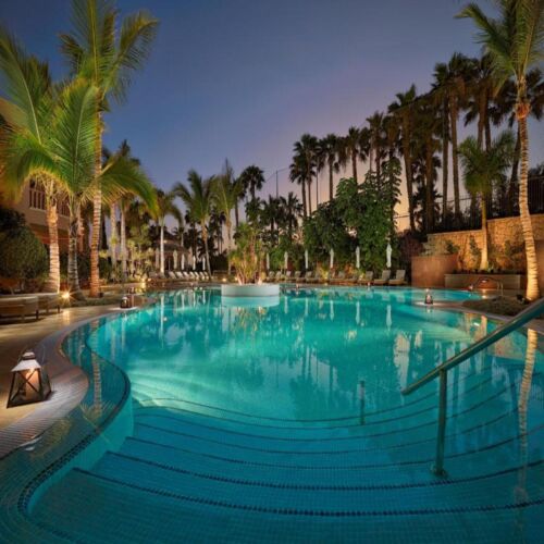 Las Madrigueras, Pool
