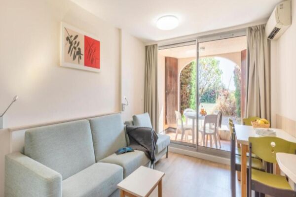 Le Jardin Pierre & Vacances Living Room
