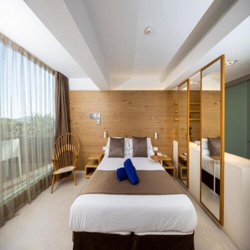 Leonardo Boutique Hotel Bedroom 2