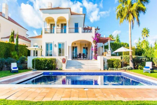 Monte Rei Villa