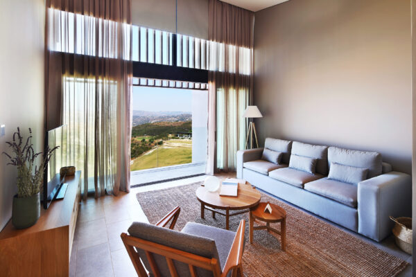 Minthis Photo Mountain Suite Living Scaled 4