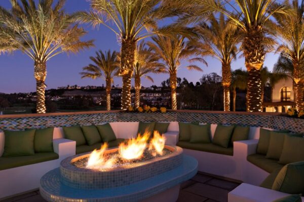 Omni La Costa Hoteloutside