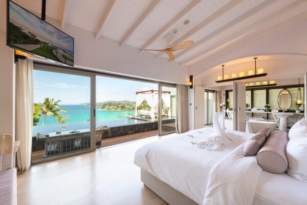 The Shore At Katathani Phuket Room