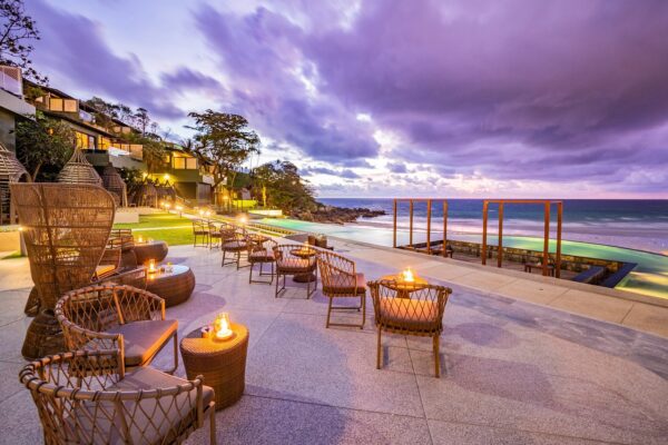 The Shore At Katathani Phuket Terrasse1