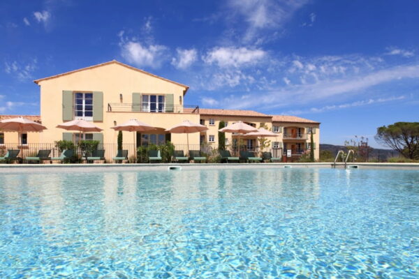 Domaine De Saint Endreol Outside