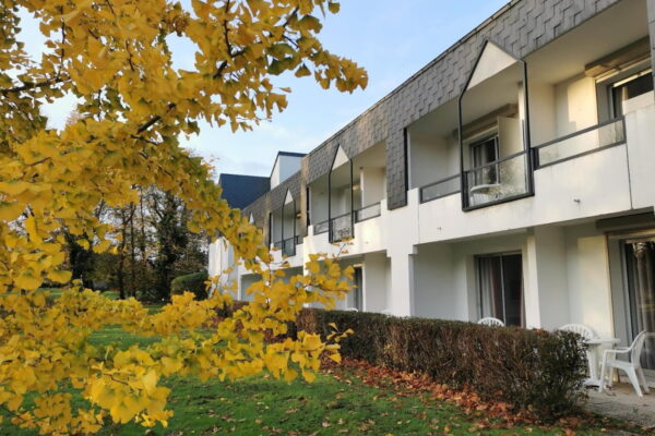 Hotel Du Golf De Saint Laurent Front