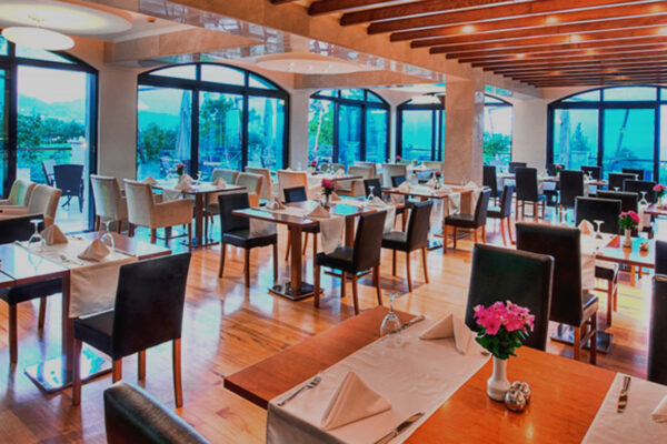 Korineum Golf Rest 8