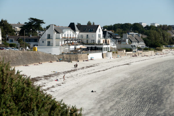 Les Sables Blancs Outside