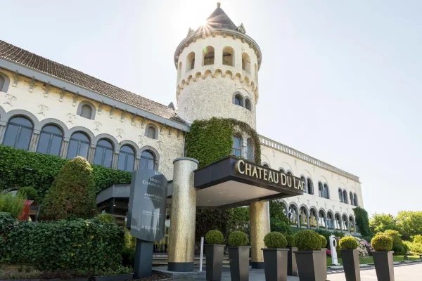 Martin S Chateau Du Lac Hotel Exterieur 009.jpg