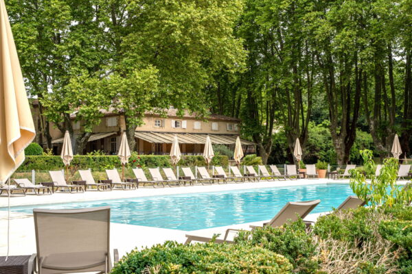Moulin De Vernegues Pool
