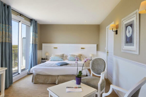 Relais Et Chateaux Castel Clara Room
