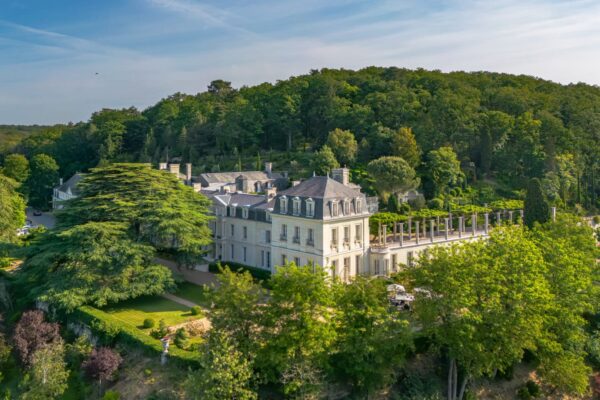 Chateau De Rochecotte (2)