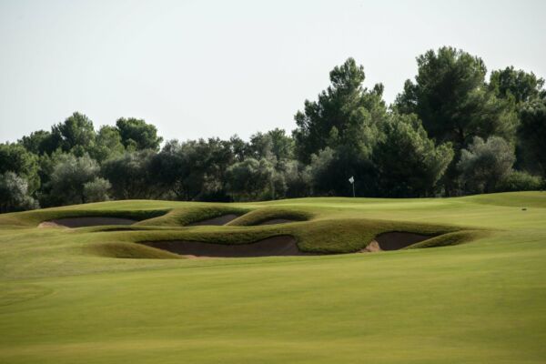 Golf Park Mallorca Puntiro Hole 9 Green Bunkers Mr Scaled (1)