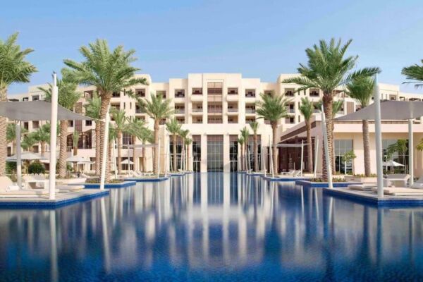 Abu Dhabi Park Hyatt Main Pool
