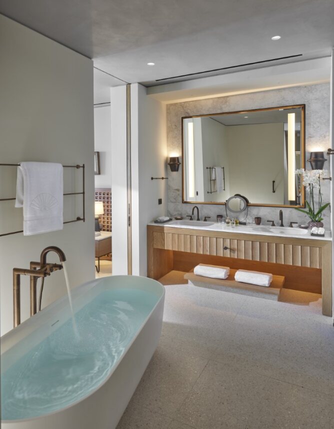Mandarin Bathroom