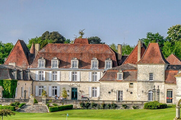 Chateaudesvigiers Petersson 300dpi Send 1 E1516060983238