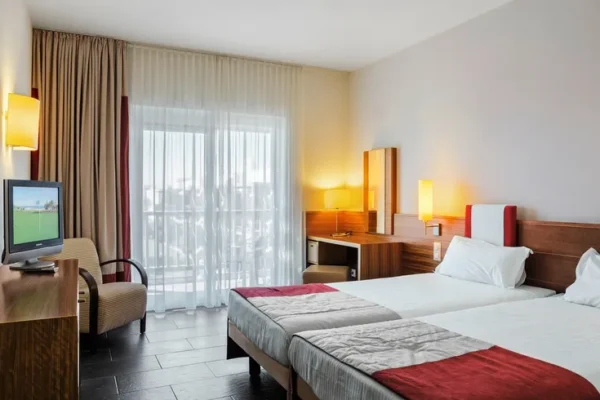 Robinson Tavira Bedroom