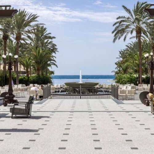 494 1000 Fuente Plaza Central Lopesan Costa Meloneras Resort Spa Gran Canaria