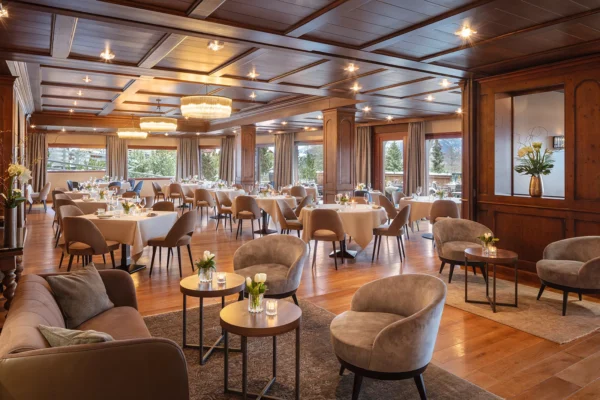 Restaurant Five 06 Guarda