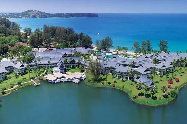 Saii Laguna Phuket 01
