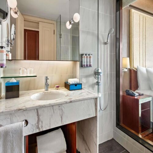 Movenpick Hanoi8