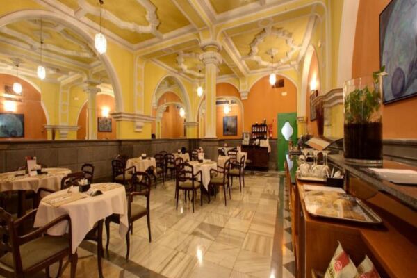 Hotel Inglaterra Dining Hall