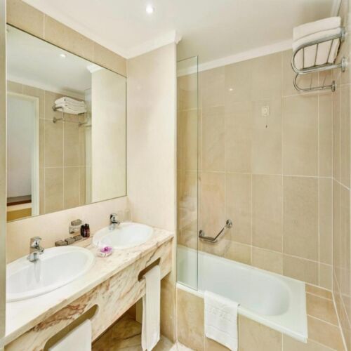 Ria Park Garden Hotel 7