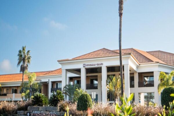Wyndham Grand Hotel 9
