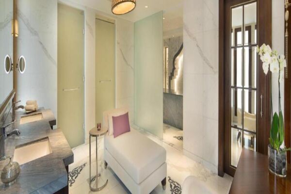 The Ritz Carlton Dubai6