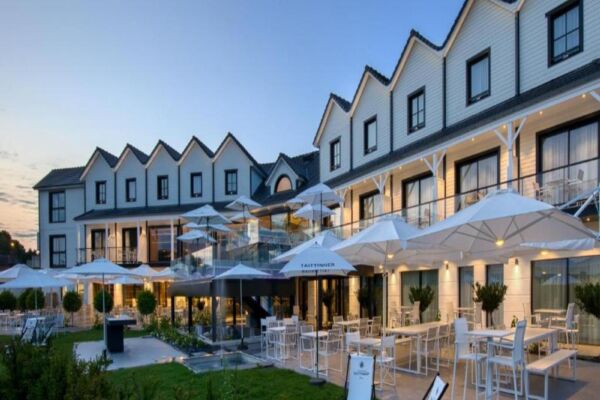 Le Fairway Hotel & Spa