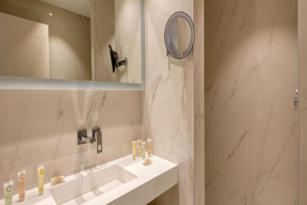 Le Fairway Hotel & Spa2