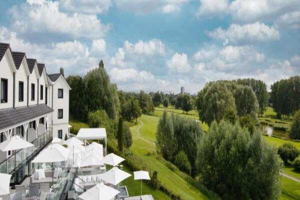 Le Fairway Hotel & Spa8