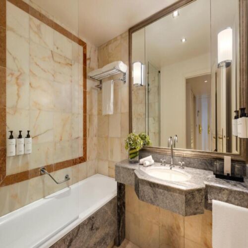 Intercontinental Chantilly Chateau Mont Royal 8